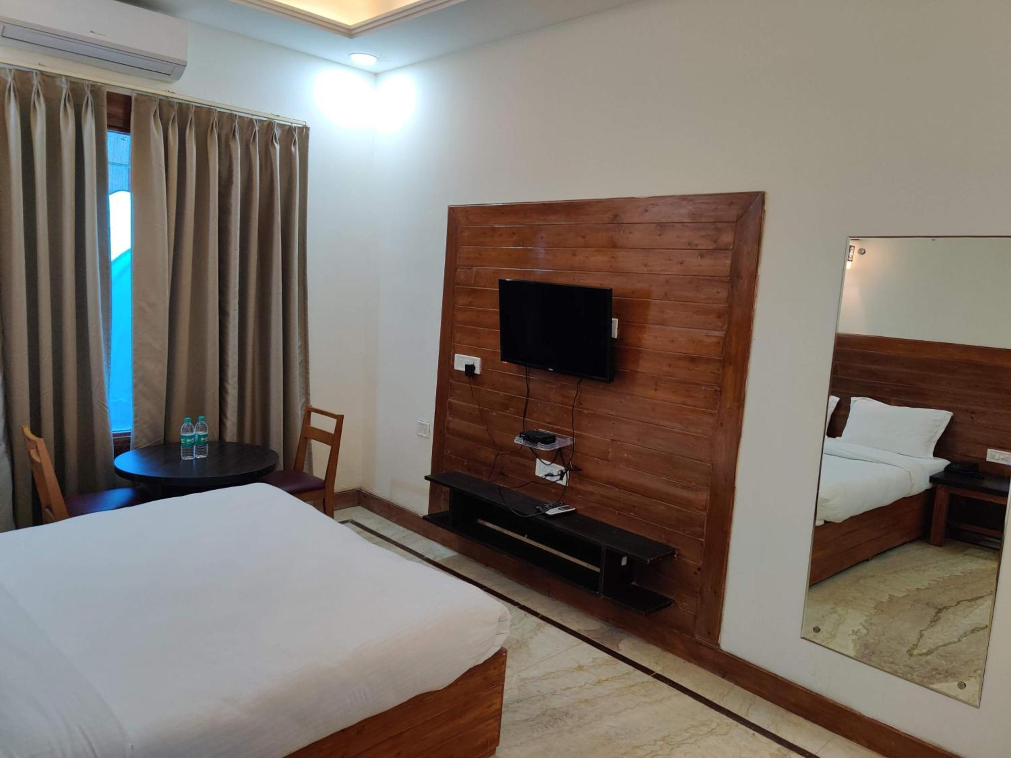 Orchha Club And Resort - Ocr Екстер'єр фото