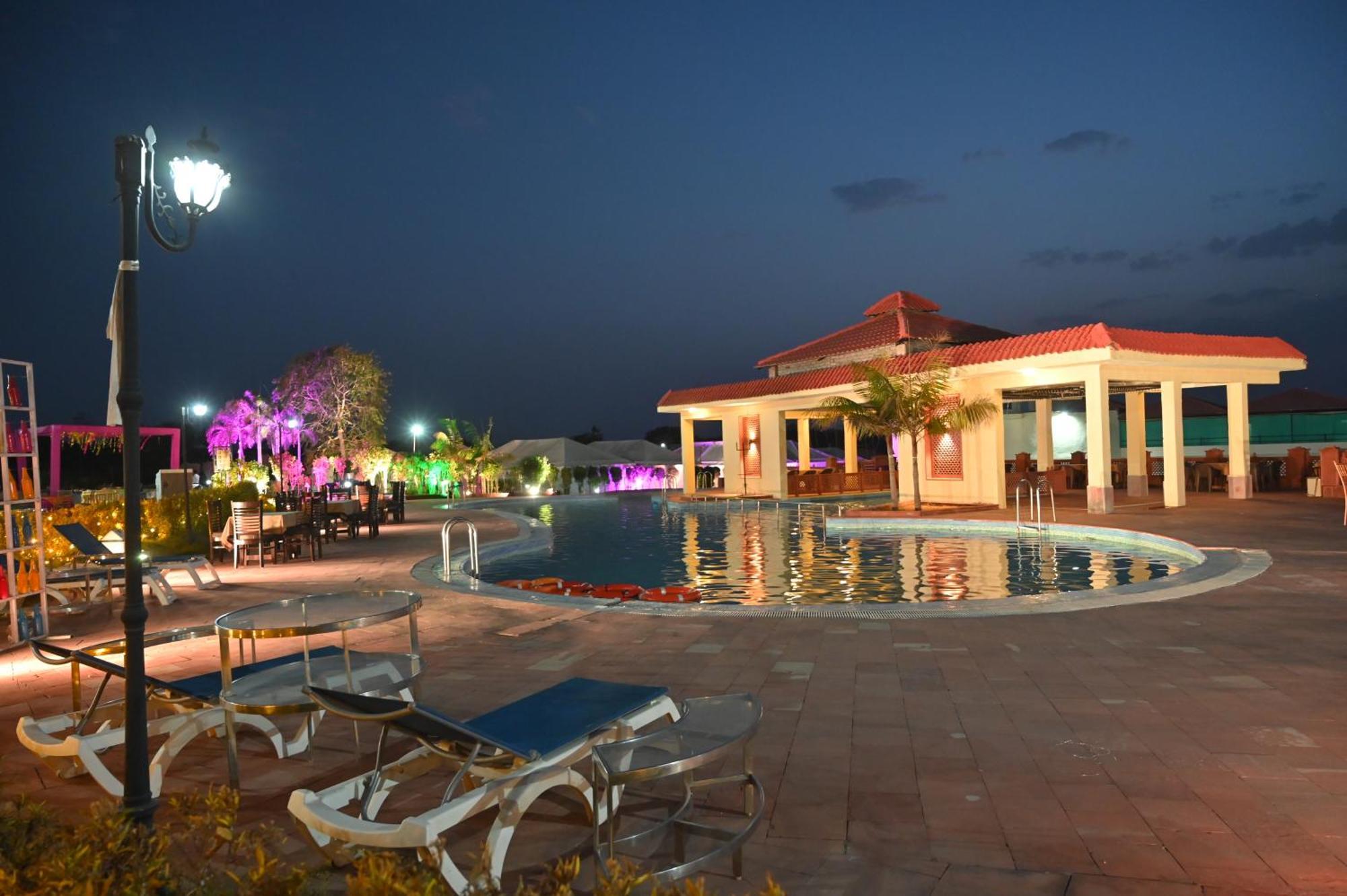 Orchha Club And Resort - Ocr Екстер'єр фото