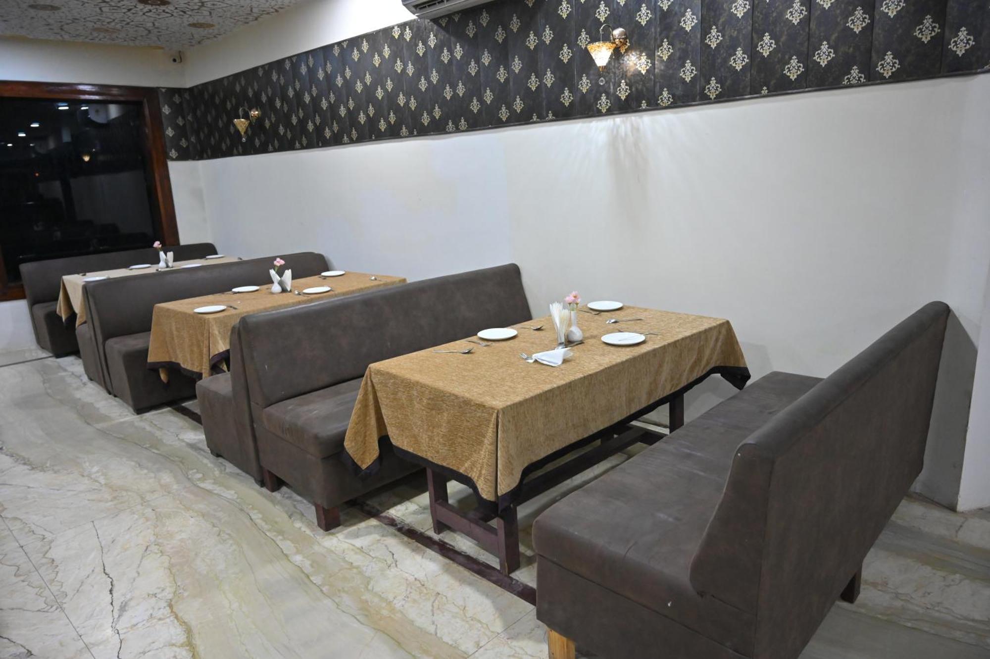 Orchha Club And Resort - Ocr Екстер'єр фото