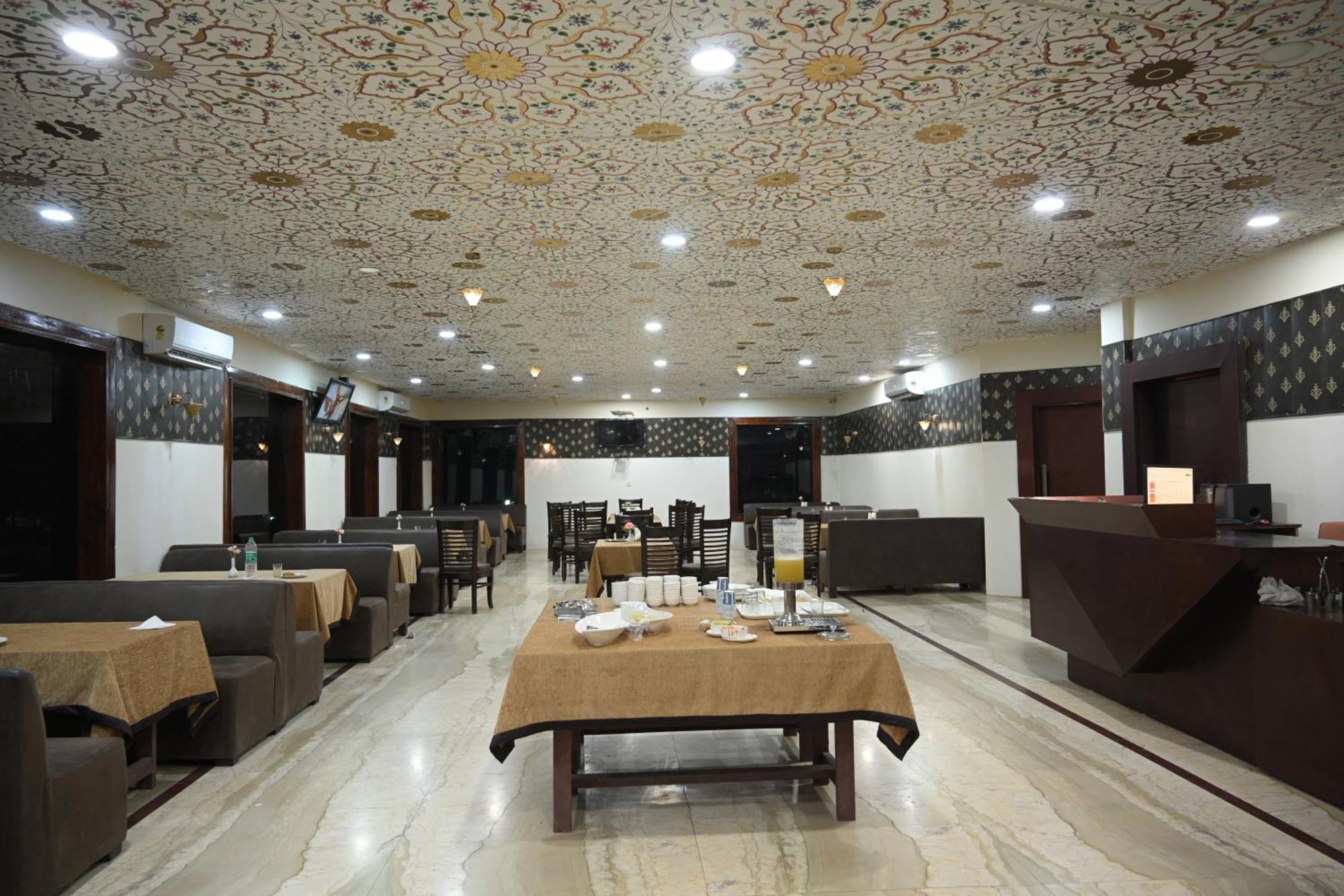 Orchha Club And Resort - Ocr Екстер'єр фото