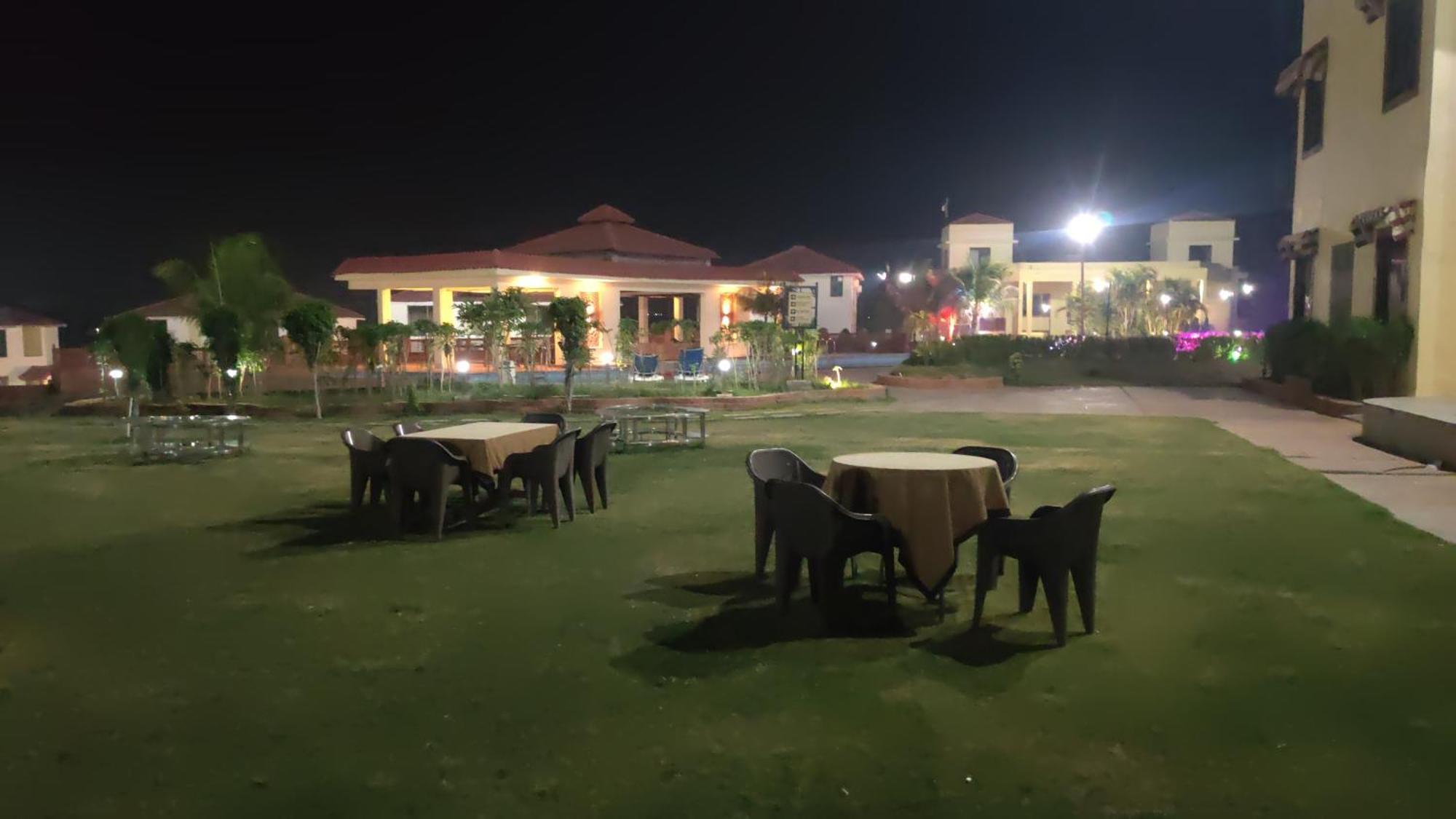 Orchha Club And Resort - Ocr Екстер'єр фото
